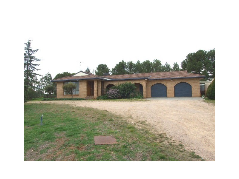 1 Forbes Rd, Parkes NSW 2870