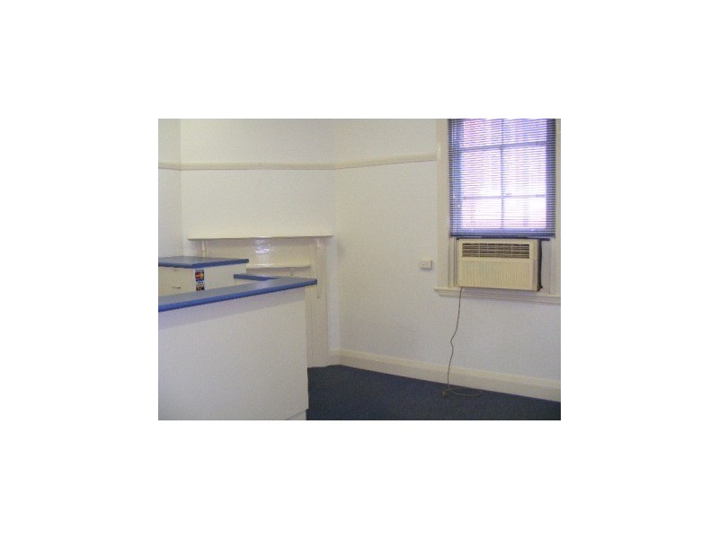 24 Currajong Street, Parkes NSW 2870