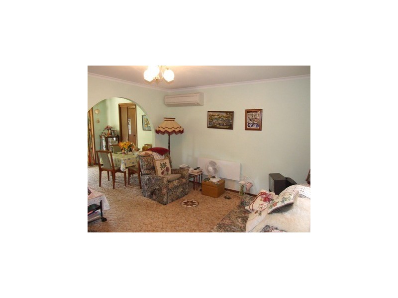 65 Farrah Street, Parkes NSW 2870