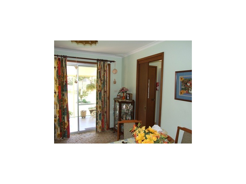 65 Farrah Street, Parkes NSW 2870