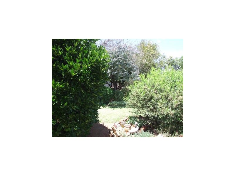 65 Farrah Street, Parkes NSW 2870