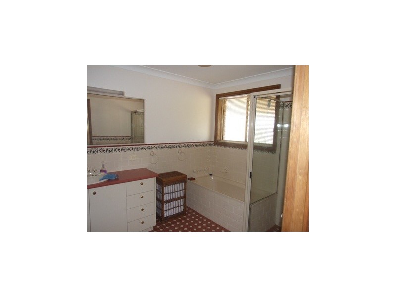 Lot 1, 1 Bogan Rd, Parkes NSW 2870