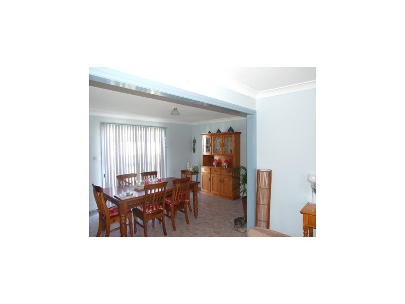 7 Lawson Street, Parkes NSW 2870