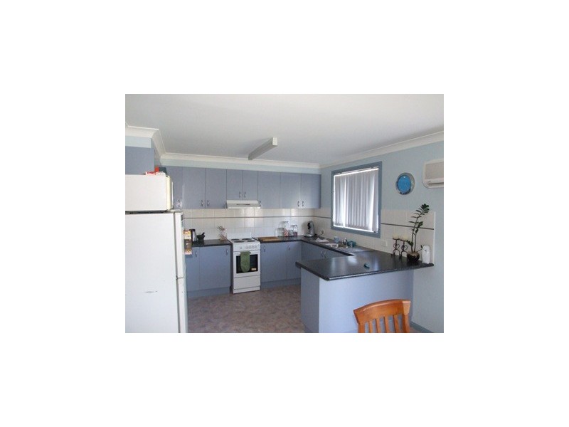 7 Lawson Street, Parkes NSW 2870