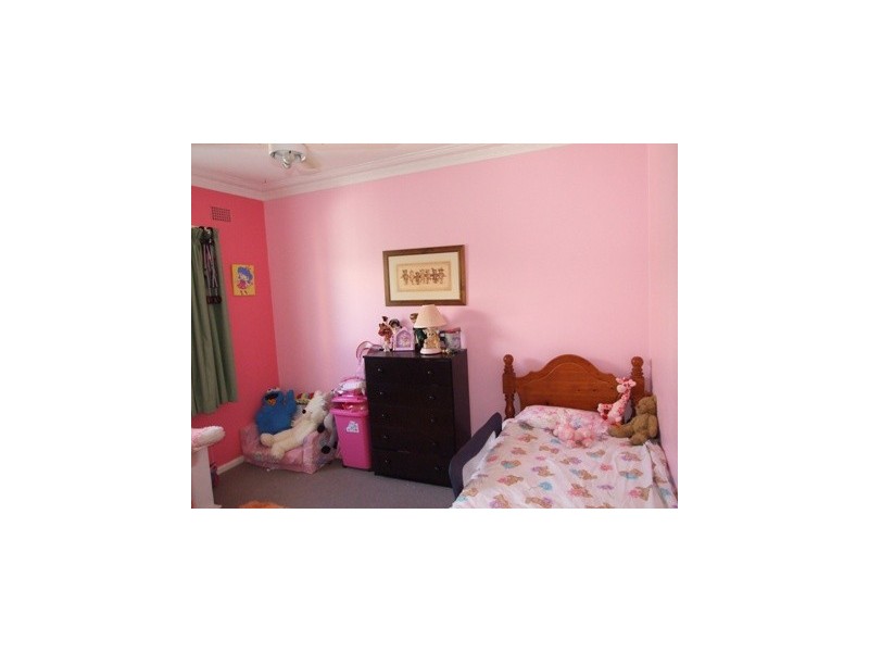 24 Pearce Street, Parkes NSW 2870