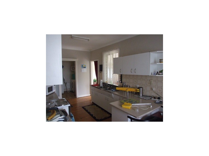 4-6 Station Street, Parkes NSW 2870
