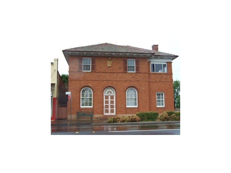 107 Caswell Street, Peak Hill NSW 2869