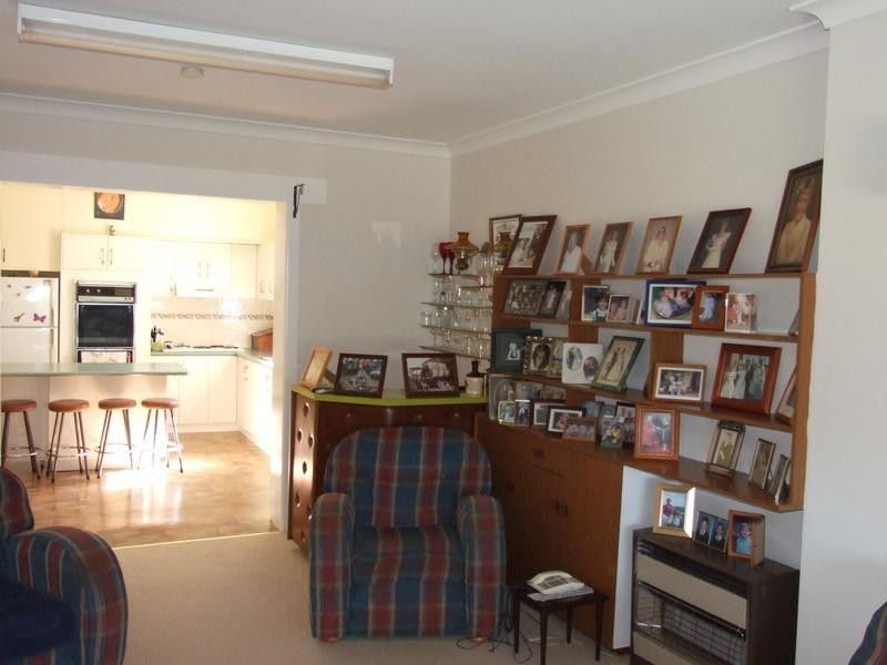 8 Junction Street, Parkes NSW 2870