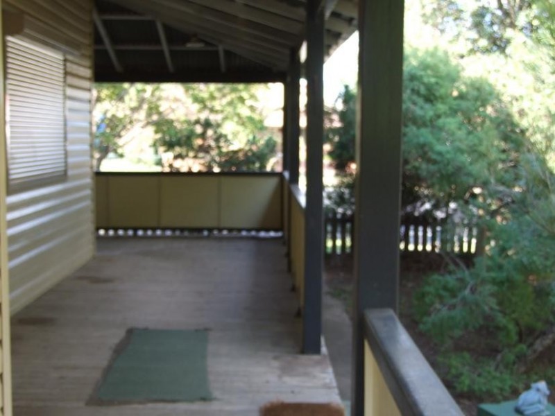 2 Elizabeth Street, Parkes NSW 2870