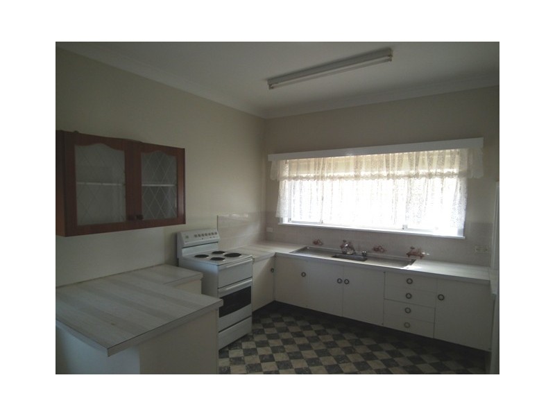 29 Wentworth Street, Parkes NSW 2870