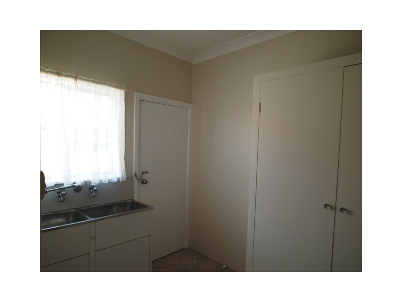 29 Wentworth Street, Parkes NSW 2870