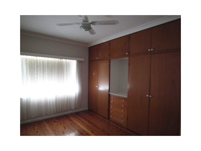 29 Wentworth Street, Parkes NSW 2870