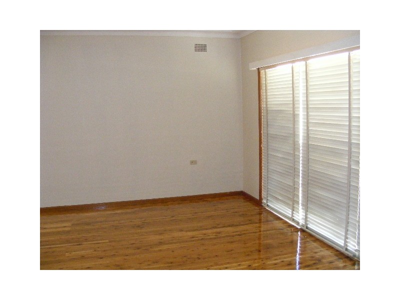 65 Bogan Street, Parkes NSW 2870