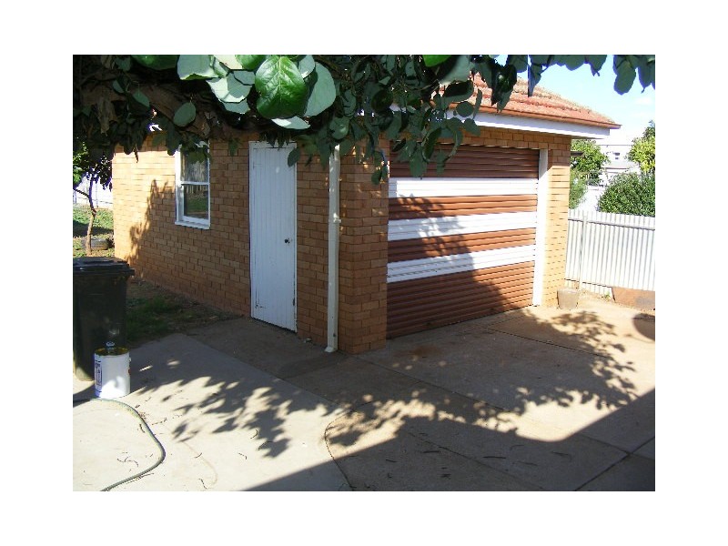 65 Bogan Street, Parkes NSW 2870
