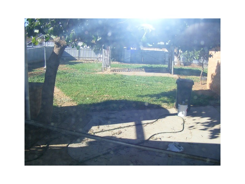 65 Bogan Street, Parkes NSW 2870