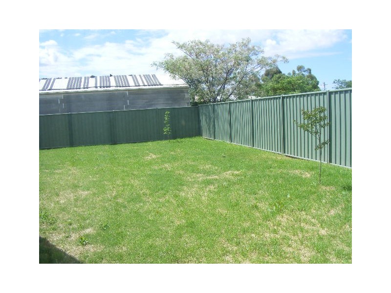 1/80 Close Street, Parkes NSW 2870