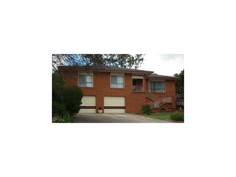 43 Hill Street, Parkes NSW 2870