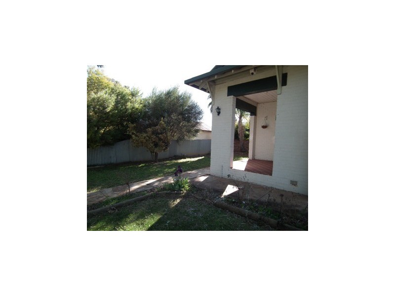 50 Mitchell Street, Parkes NSW 2870