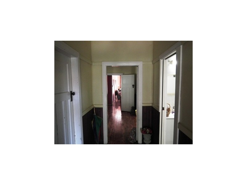 2 Drummond, Parkes NSW 2870