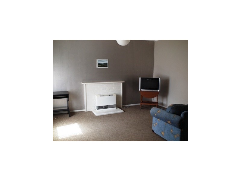 95 Dalton, Parkes NSW 2870