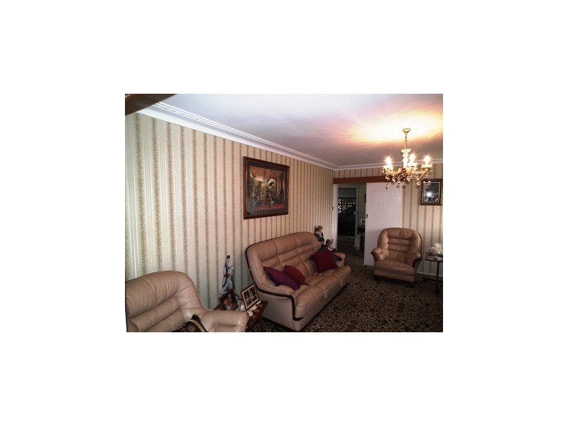 19 Carrington Street, Parkes NSW 2870