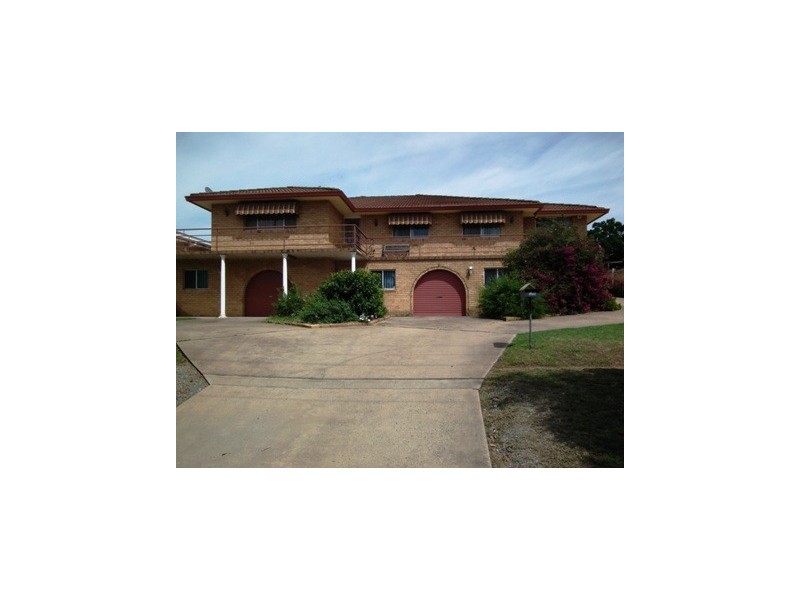 18 Jones Street, Parkes NSW 2870