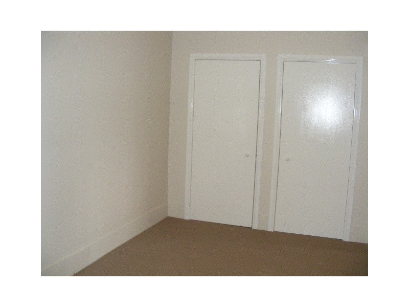 13 Thomas Street, Parkes NSW 2870