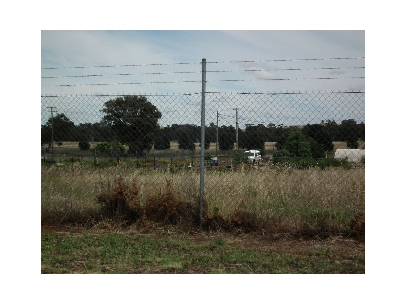 8-11 Boyd Circuit, Parkes NSW 2870