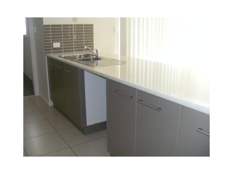 41 Best Street, Parkes NSW 2870