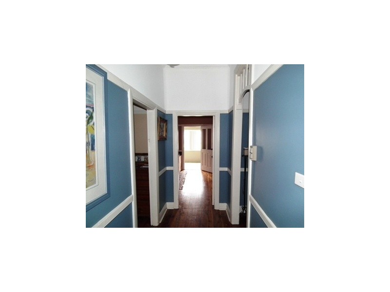 30 May Street, Parkes NSW 2870