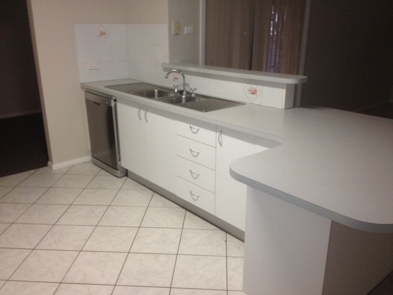 11A Barton Street, Parkes NSW 2870