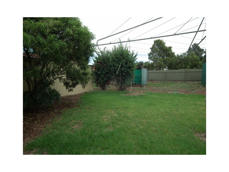 14 Hodges Street, Parkes NSW 2870