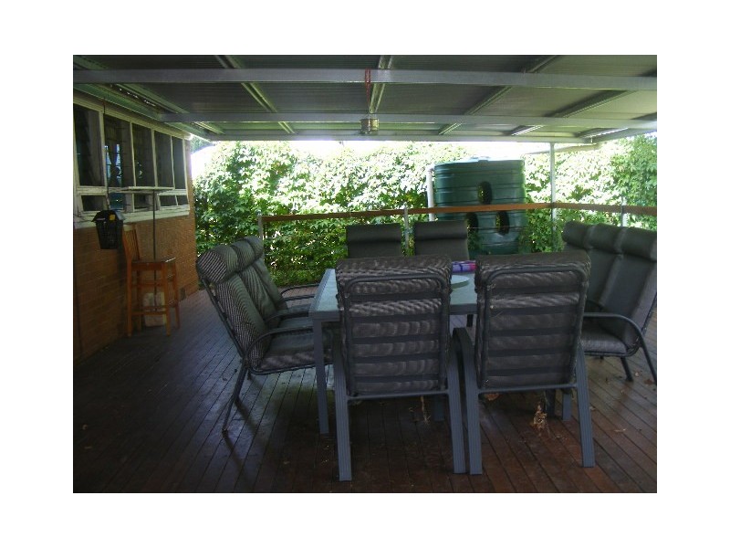 2 Gladstone Street, Parkes NSW 2870