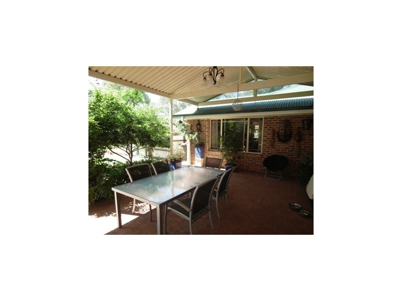 28 Pine Road, Parkes NSW 2870