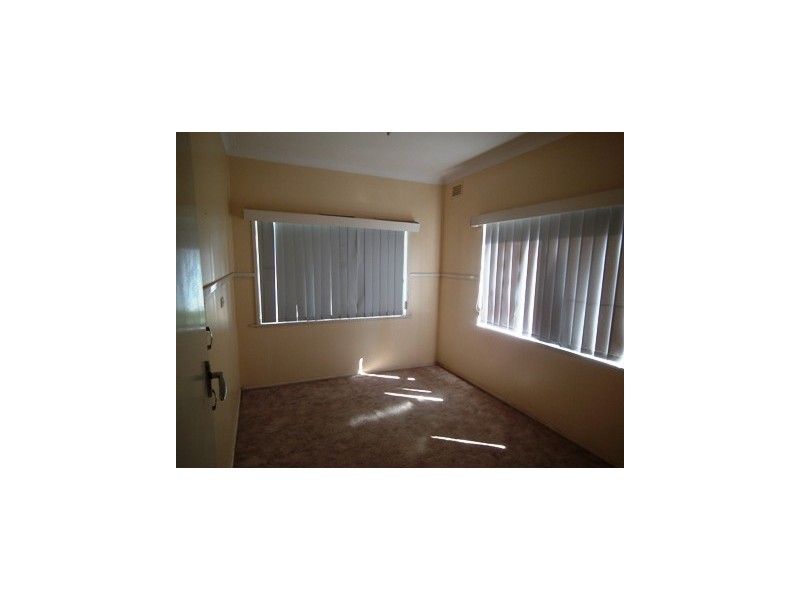 22 Junction Street, Parkes NSW 2870