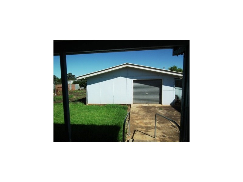 22 Junction Street, Parkes NSW 2870