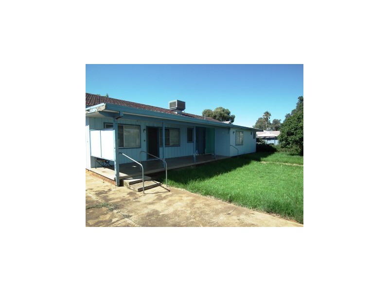 22 Junction Street, Parkes NSW 2870