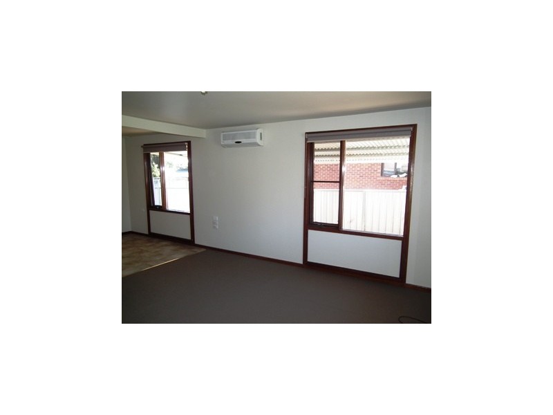 14 Callaghan Street, Parkes NSW 2870