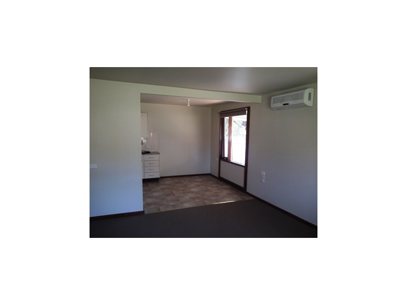 14 Callaghan Street, Parkes NSW 2870