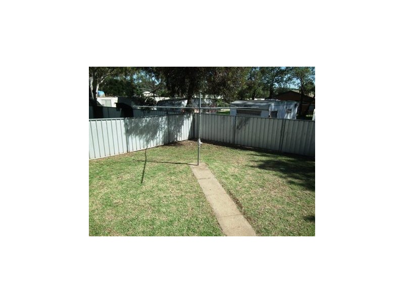 14 Callaghan Street, Parkes NSW 2870