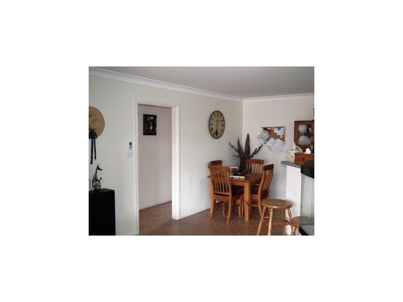 4 Hazelbank Aveune, Parkes NSW 2870