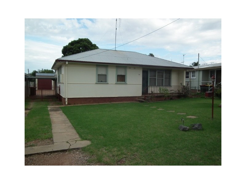 20 Wattle Street, Parkes NSW 2870