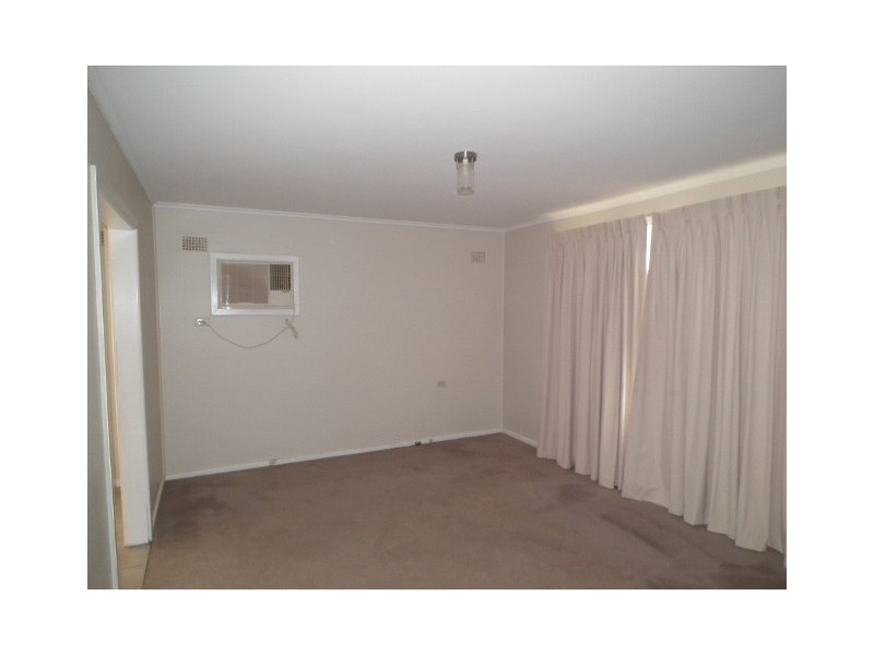 20 Wattle Street, Parkes NSW 2870