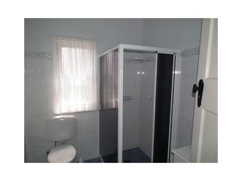 11 Bollinger Street, Parkes NSW 2870