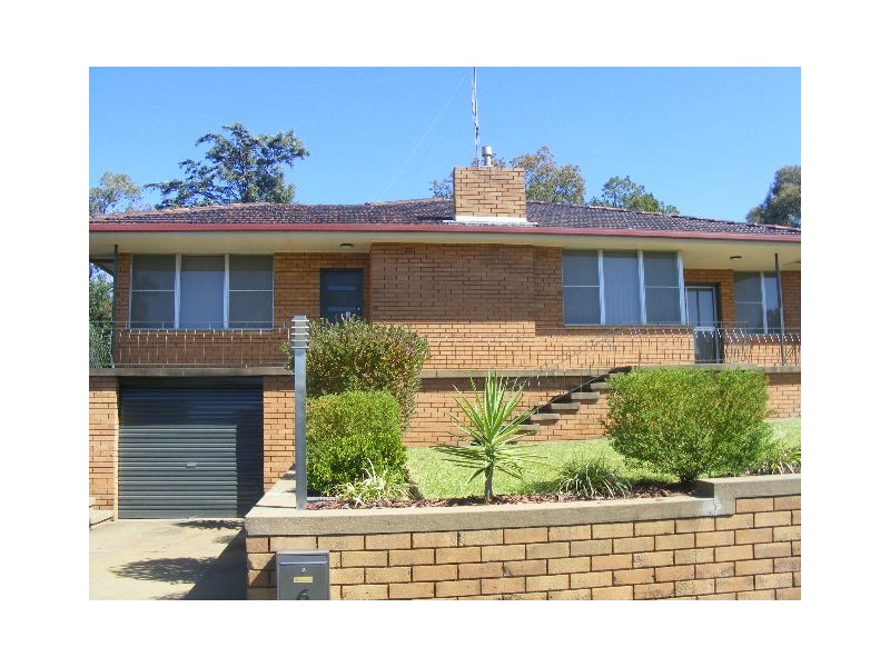 6 Lorger Street, Parkes NSW 2870