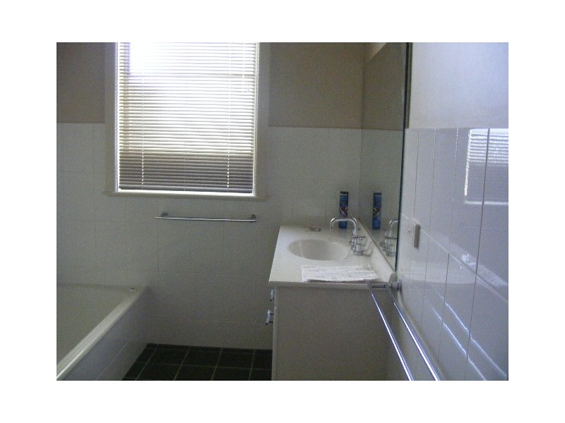 6 Lorger Street, Parkes NSW 2870