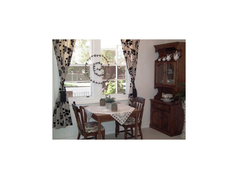 3 Rose, Parkes NSW 2870