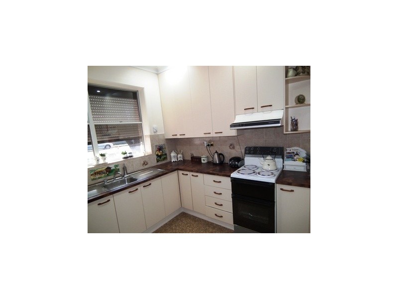 3 Rose, Parkes NSW 2870