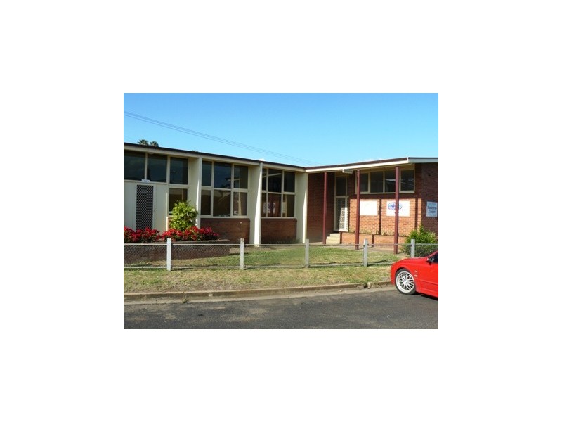 71 May Street, Parkes NSW 2870