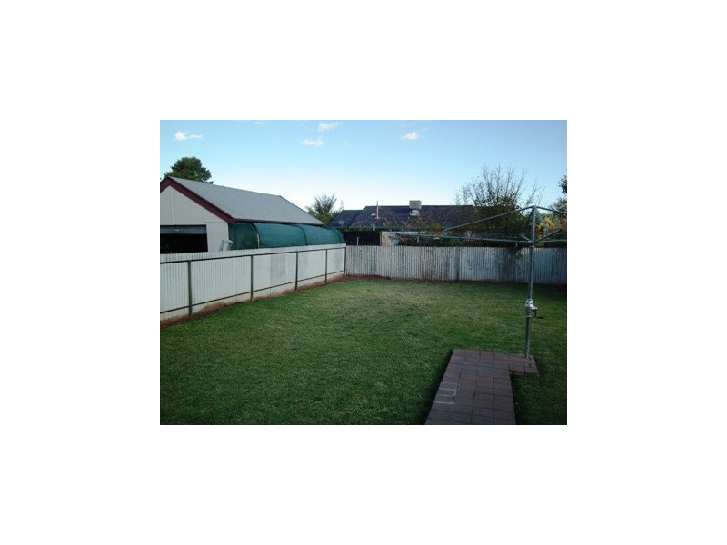 55 Cecile, Parkes NSW 2870